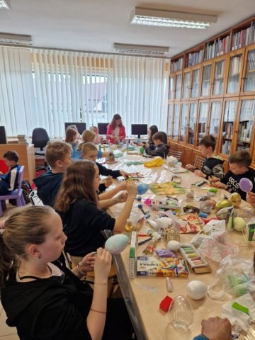 b_1024_768_0_00_images_2022_2023_kwiecien_warsztaty_jaja_339645019_742893850871508_5094954325577189263_n